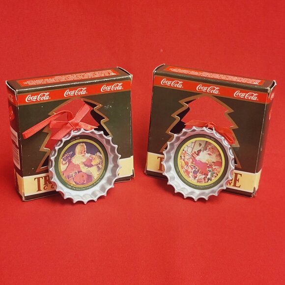 Vintage Coca Cola Santa Claus Coke Bottle Cap Circa 1938 Circa 1953 Lot of 2 Tri - Picture 4 of 11